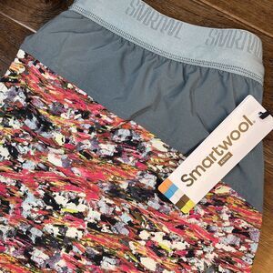 NWT Smartwool Women’s Active Lined 4” Shorts Guava Pink Size Large $75